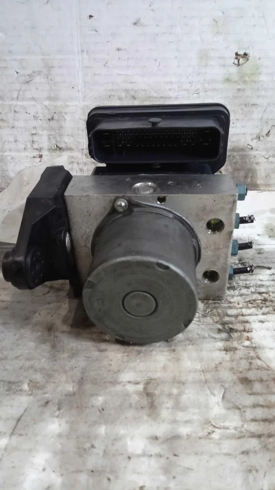 Used ABS Pump and Motor Assembly fits: 2018 Audi S5 assembly ID 8W0614517HBEF Gr - Image 2 of 4