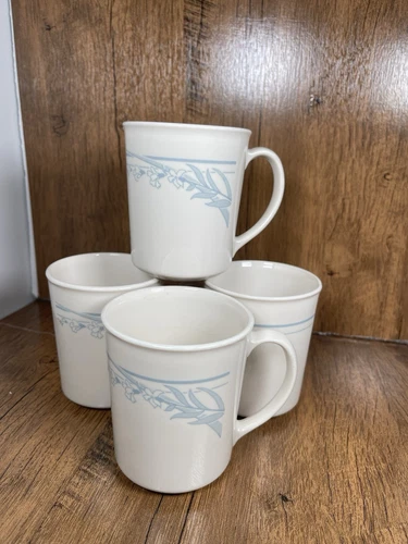 Corelle Corning Blue Lily Pattern (4) Coffee Cups Mugs