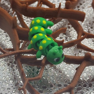 3D Printed Articulated Baby Print-A-Pal Caterpillar - It's ''worm-fully'' adorable