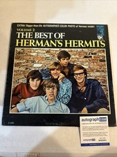 PETER NOONE HERMANS HERMITS SIGNED AUTOGRAPH VINYL ALBUM RECORD ACOA COA