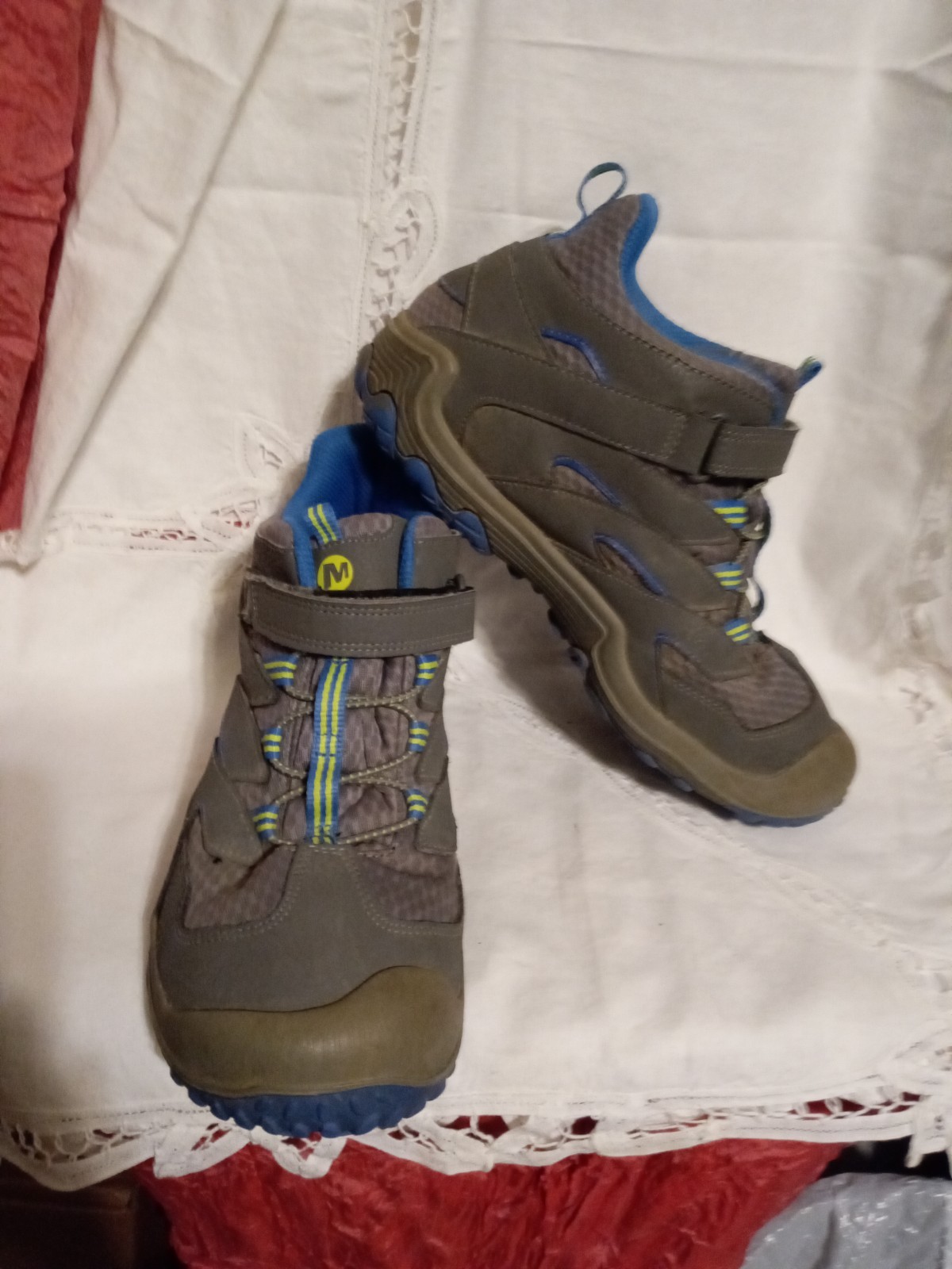 Scarpa donna Merrell Trail (seleziona impugnatura) grigio giallo blu accento 6M US