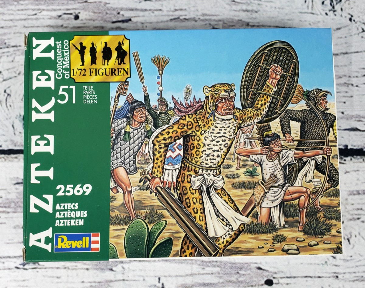 Revell #2569 AZTECS Conquest of Mexico 1/72 Figures Model Ki