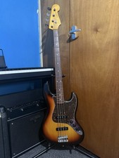 Fender Japan Jazz Bass JB62 3-tone Sunburst M...