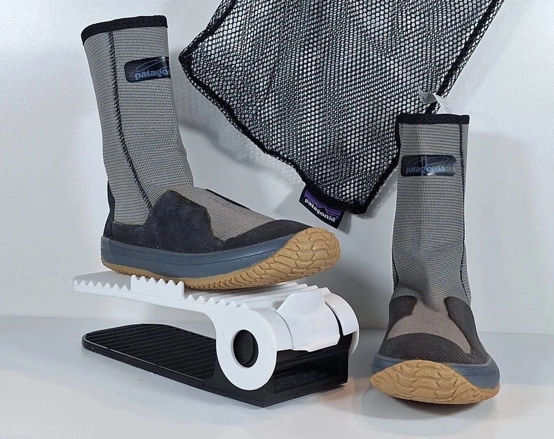 Patagonia Neoprene Flat Mid-Calf Zip Gray Fishing Booties Men's Size Small (6-7)