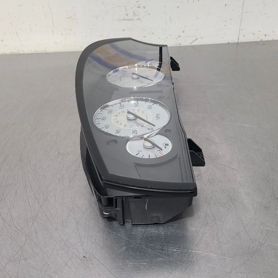 Chrysler 300 2009 5,7 L Heritage velocímetro cuadro de instrumentos  Foto 4 de 4