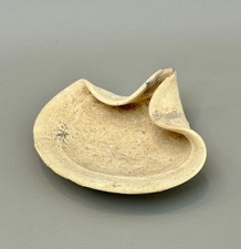 6/7th Century B.C. Ancient EARLY Roman Kingdom Pinched Oil Lamp- Vessberg Type 1