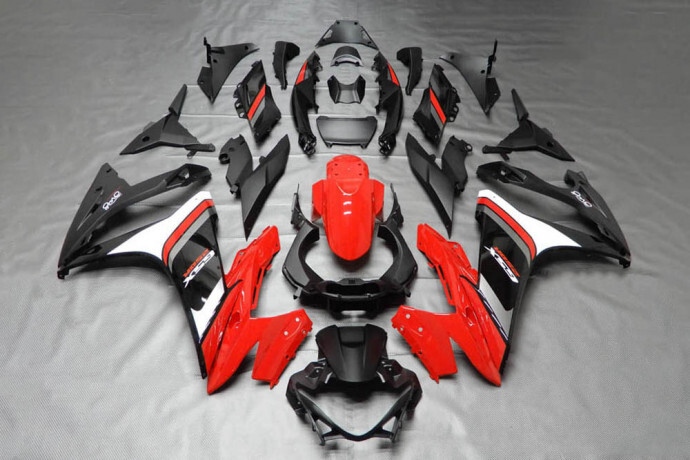 Kit carénage SUZUKI GSX 250R pour balades et trajets quotidiens urbains