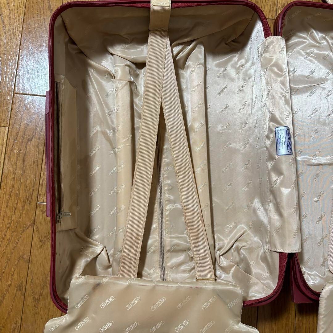 Rimowa Salsa Deluxe 32L Red 2-Wheel Suitcase Carry Case Rimowa Salsa Deluxe 32L Red 2-Wheel Suitcase Carry Case