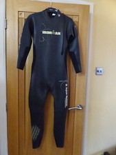 AQUA SPHERE POWER Tuta Bagnata Da Inseguimento Donna Nero + Cappello Taglia S In perfette condizioni