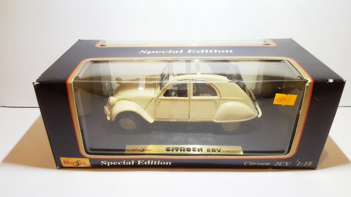 1／18  CITROEN 2CV(1952) Maisto Citroën 2CV 1952 Ecru' opened roof old stock 1990's 1