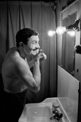 Paul Tourenne getting ready in his dressing room before a conc- 1962 Old Photo 1