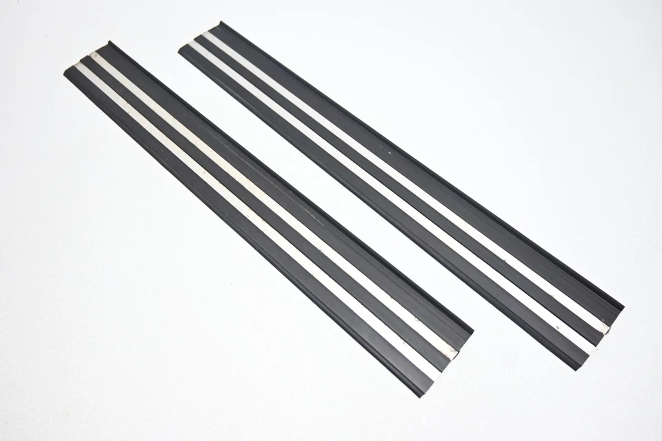 ⭐ 86-94 Bmw E32 Serie 7 Alféizar Puerta Delantera Placa Desgaste Tira Juego Fabricante Original Foto 2 de 4