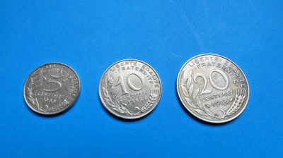 serie pieces France 1986 5 et 10 et 20 centimes TBE - Photo 1/2