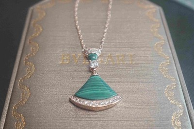 New&BvIgarlDivas&DREAM&Malachite Necklace 18K Rose Gold Diamond Necklace