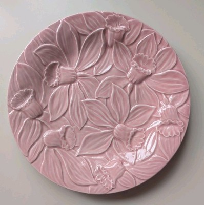 Vintage Bordallo Pinheiro 9.25  Pink Daffodil Flower Plate
