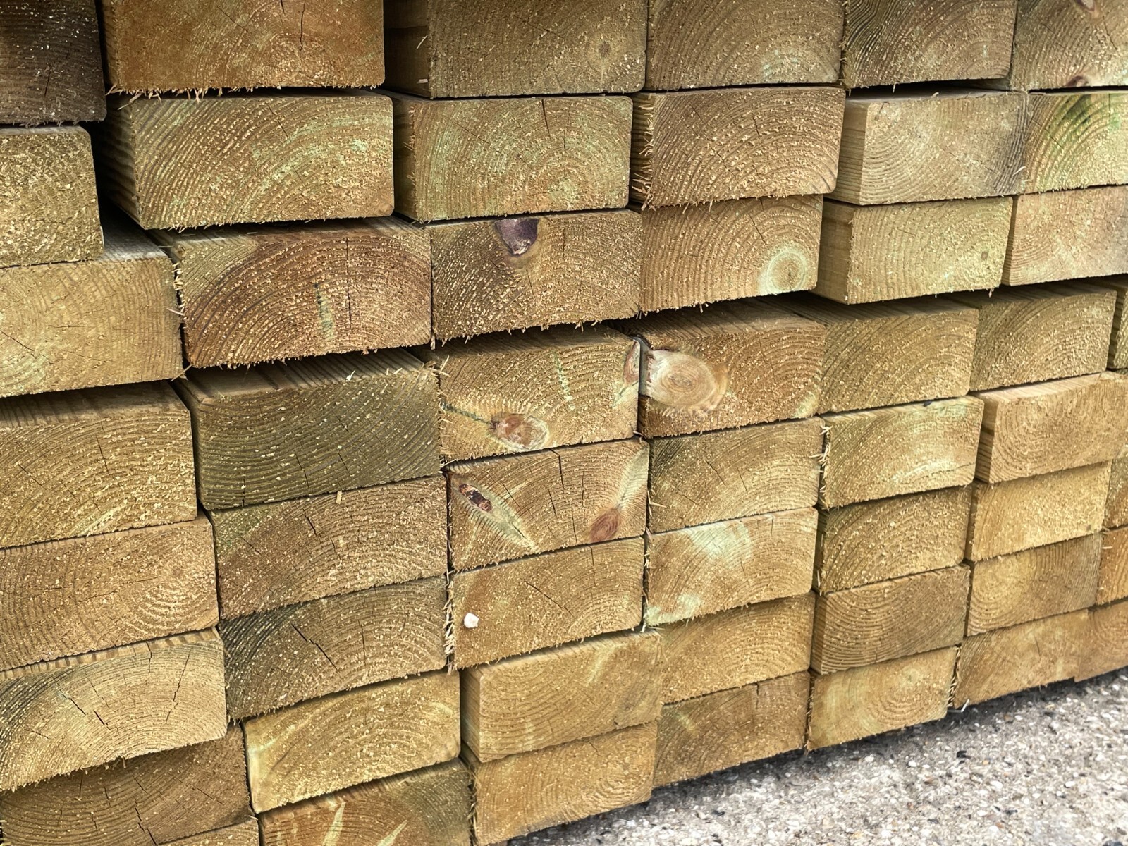 4x2 47x100 Pressure Treated C24 CLS Framework Timber. Various Sizes ...