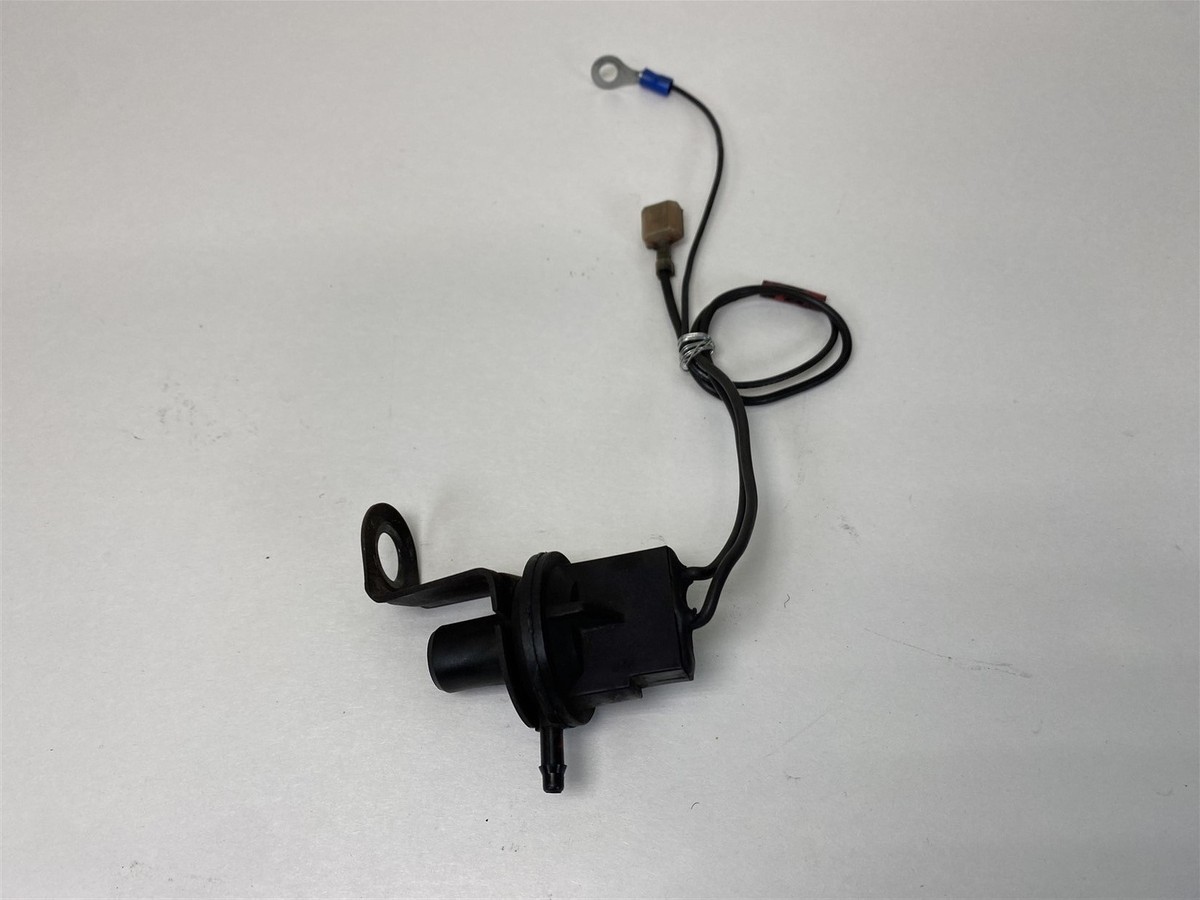 しの^ - ^ 1987 Harley-Davidson Electra Glide EVO Vacuum Switch 26555