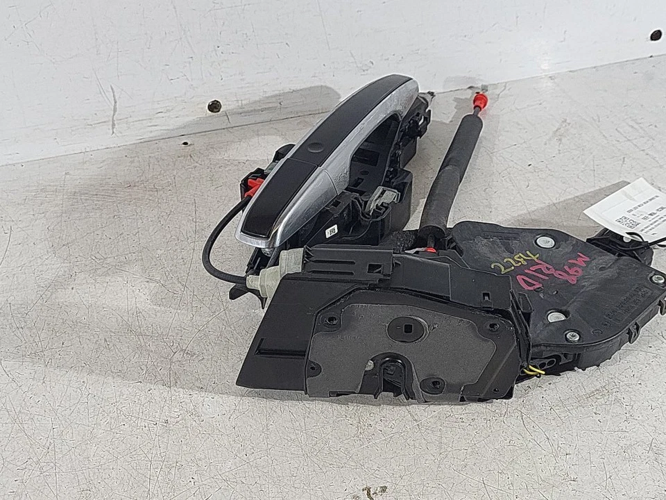 Land Rover Discovery L550 14-2023 Cerradura Puerta Mecánica Piloto Trasero FK72-24994-AD M98 Foto 2 de 4