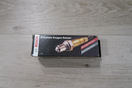 Bosch 18141  Premium Oxygen Sensor NEW
