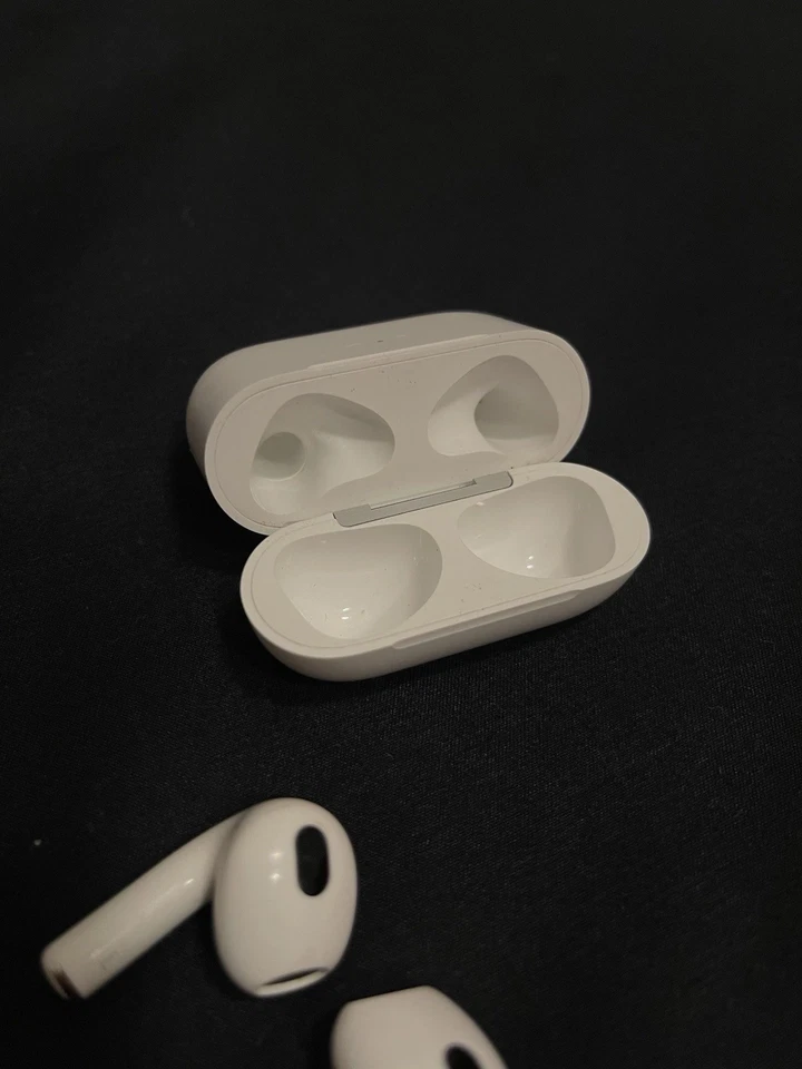Apple AirPods 3. Generation Drahtloser Kopfhörer - Weiß - Bild 3 von 4