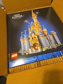 LEGO  43222 Disney Castle (4837 pcs) Disney 100 New Sealed in Box Retired!