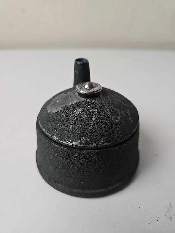 Vintage Keuffel & Esser Co. 1099 Cast Iron Drafting Pencil Sharpener Green - Image 4 of 4