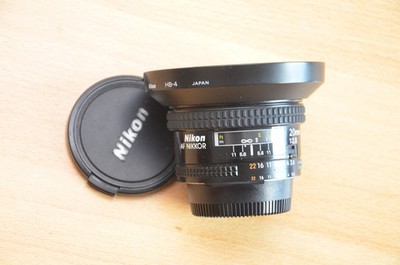 NIKON AF NIKKOR 1:2,8 20mm z.B. für F4 Profikamera Baujahr ab 1989, 260g ab 0,3m