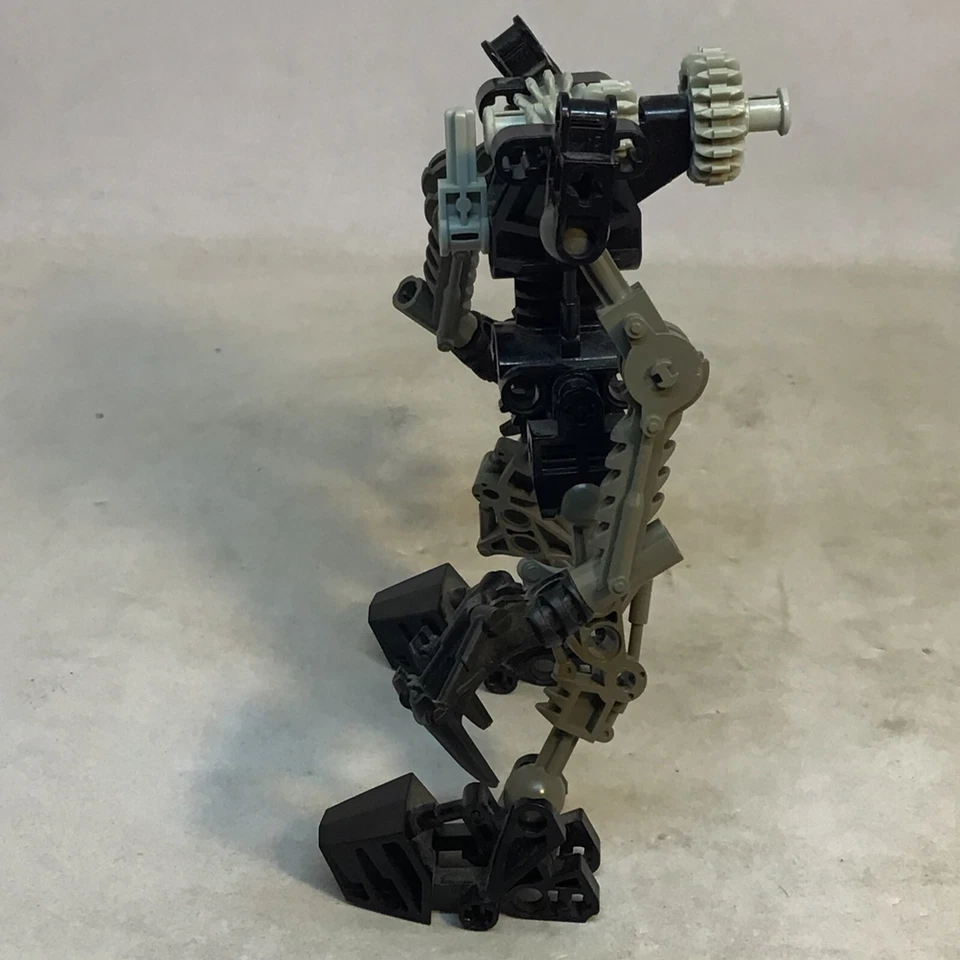 LEGO Bionicle Mata Nui Toa of Earth 8532: Onua JUGUETE RETIRADO Foto 4 de 4