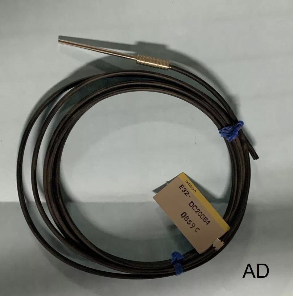 Omron Fiber Optic Cable, E32-DC200B/E32-DC200B4; M6 Screws w/ Tubes