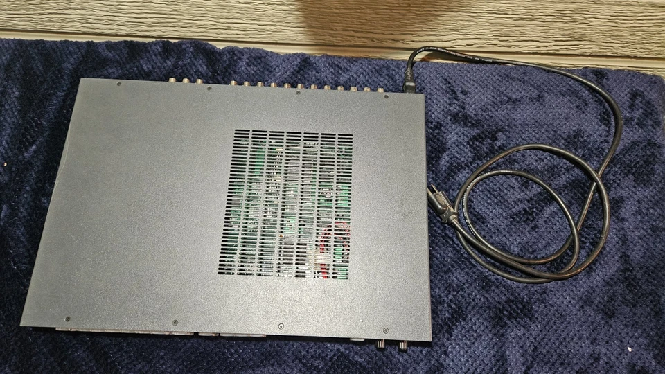 Extron MGP 462 Multi-Window Video Processor – 4 Input Scaler Switcher – Used - Image 2 of 4