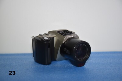 Olympus Camedia C-2500L Camera damage light Vintage Collectable Retro 