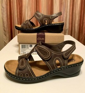clarks women's lexi walnut q platform