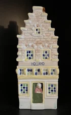 Vintage hand painted ceramic house. Royal Gedewaagen. 7" high