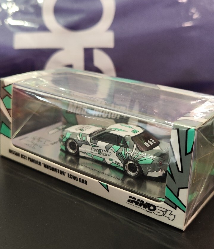 ミニカー inno64 GT-R R32 PANDEM MADMOTOR ECHO GAO s-l1200.jpg