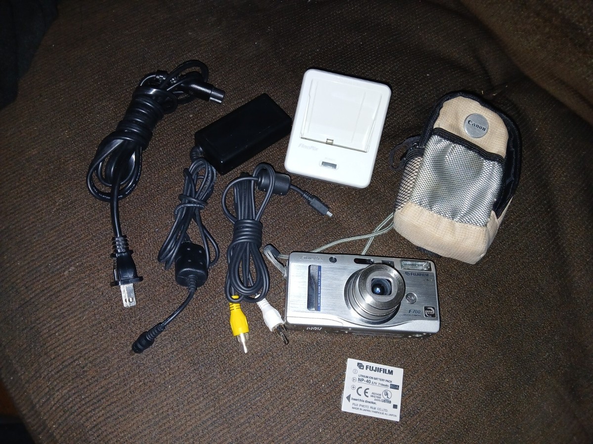 【稼働品】Fujifilm FinePix F700 デジカメ　予備電池 FUJIFILM FinePix F700 の内蔵電池(コンデンサー)を交換 – 超