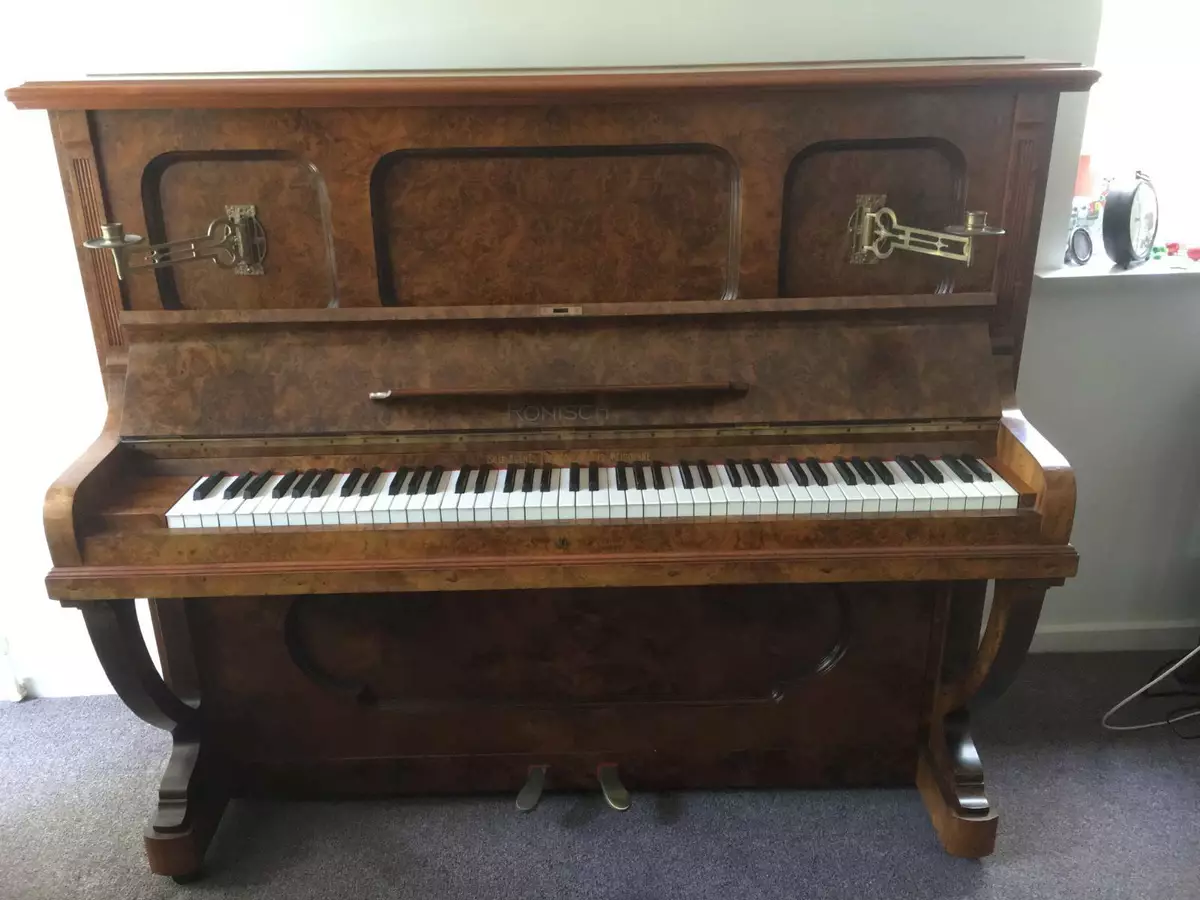 Ronisch piano deals
