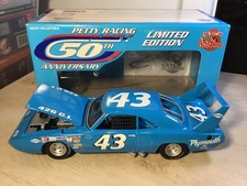 XRARE 1:24 Richard Petty #43 PLYMOUTH 1970 SUPERBIRD / 50th ANN. DieCast NASCAR