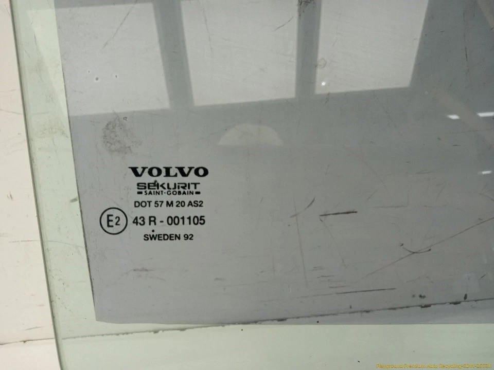Cristal ventana puerta delantera derecha pasajero Volvo 240 vagón se adapta 1975-1993 75 76 77 Foto 3 de 4