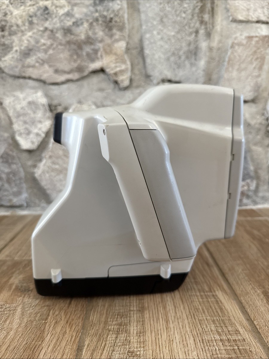 Polaroid MACRO 5 SLR Instant Camera *Cracks to Case* ! AS IS