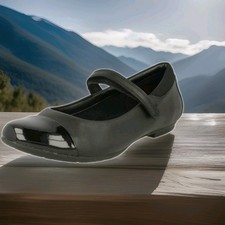 CLARKS UK 6.5 F/ EU 40 TIZZ TALK YOUTHS SENIOR FORMAL SCHOOL BLACK LEATHER SHOES