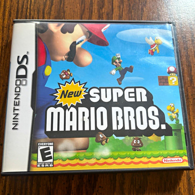 Nintendo New Super Mario Bros. (Nintendo DS) Cartridge w/ Case & Manual