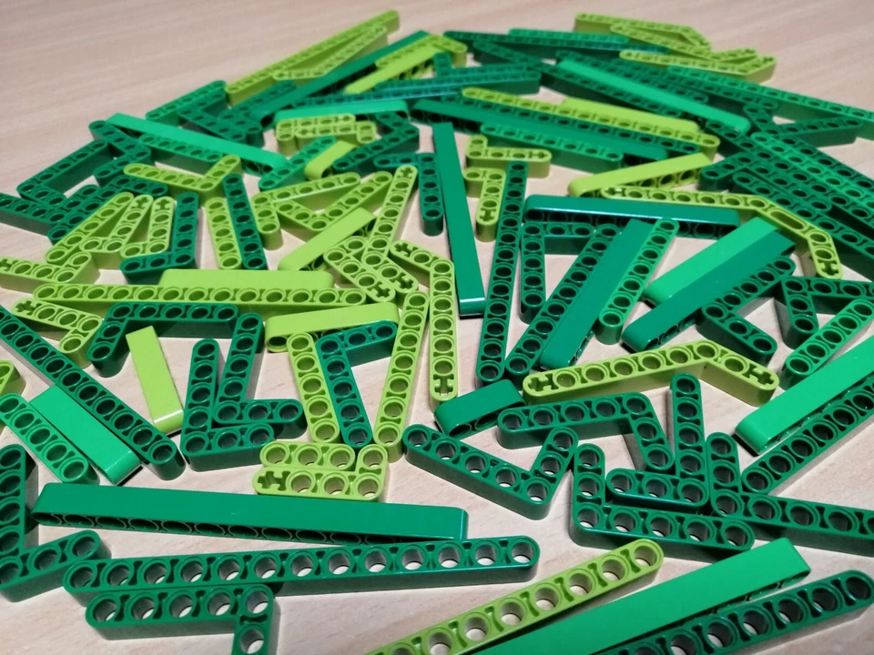 LEGO TECHNIC Konvolut Liftarme grün / Lochstangen Technik Sammlung - Bild 3 von 4