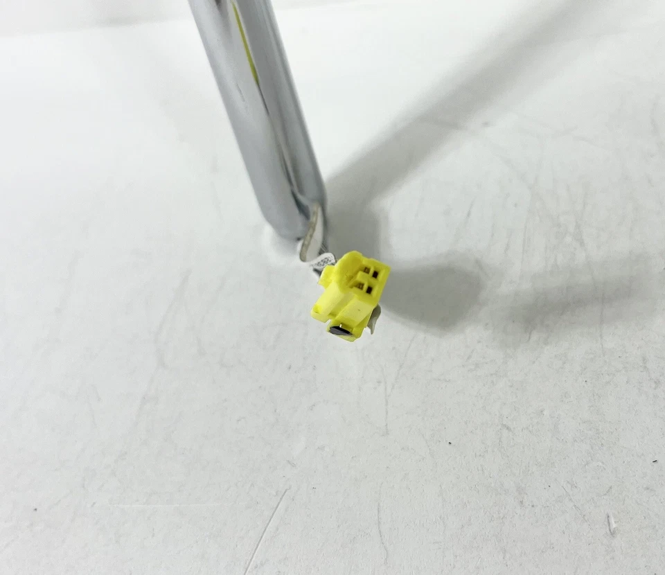 Dodge Avenger Chrysler 200 2011-2014 reposacabezas activos delanteros tela negra OEM Foto 3 de 4