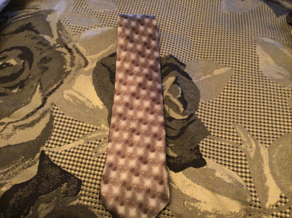 Corbata de cuello Croft and Barrow beige tostado negra a cuadros clásica ancha de seda para hombre Foto 4 de 4