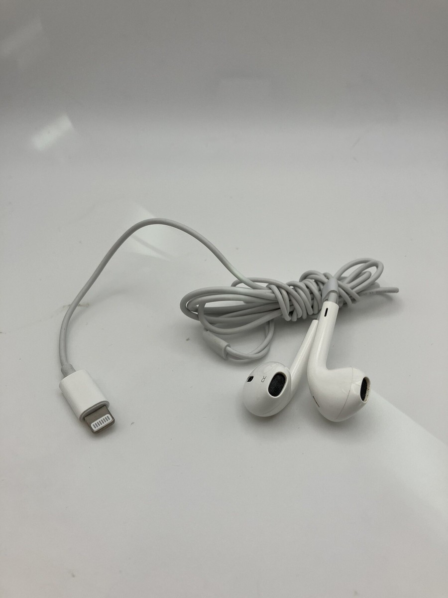 Apple EarPods with Lightning Connector In Ear Canal Headset Apple EarPods with Lightning Connector In Ear Canal Headset