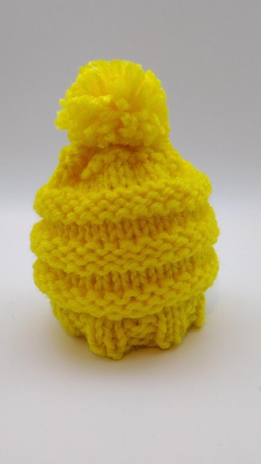 Beanie Hat, Preemie Premature Baby , 1 to 2 lb, Yellow, ChinLet Collectibles