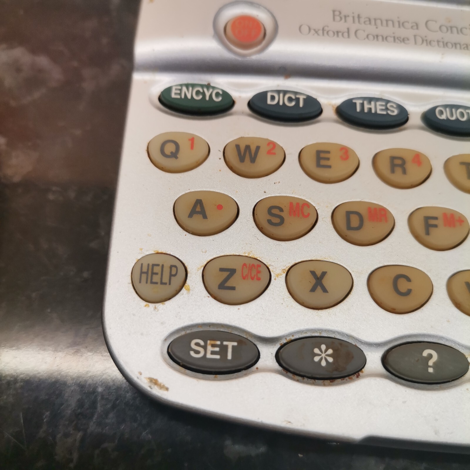 Seiko Britannica Concise Encyclopedia Plus Dictionary, Thesaurus ER8000