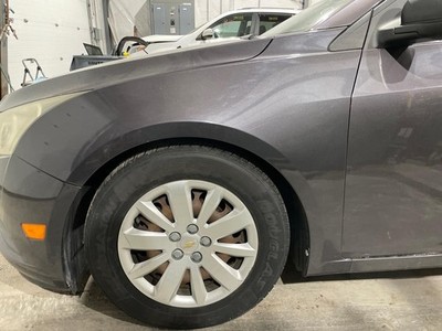 11-16 CRUZE Fender w/o ground effects; LHTaupe Gray Metallic-GGW
