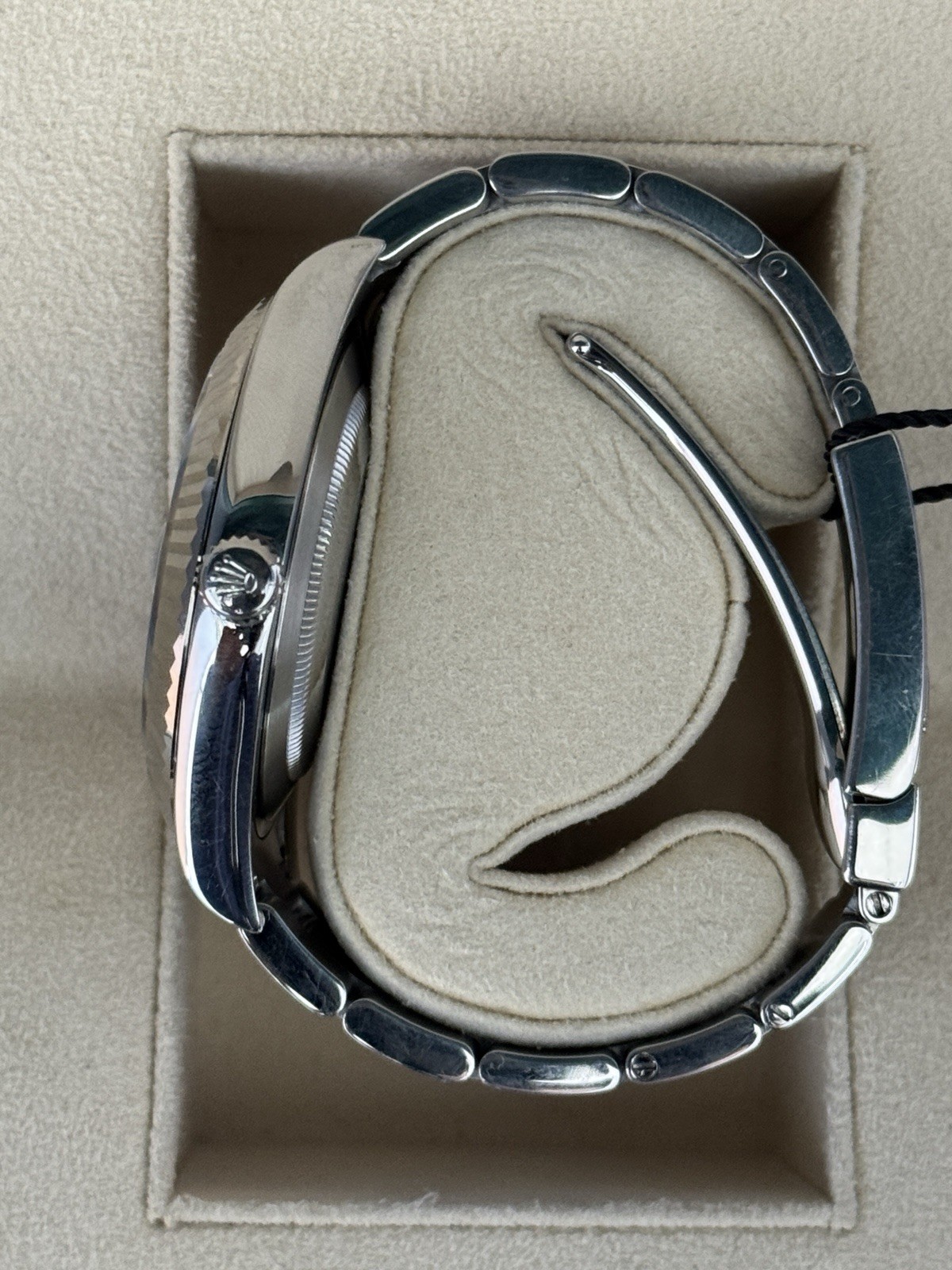 Rolex DateJust BLUE Stainless Steel 18K Fluted Oyster 41mm Watch 116334 W Only image 3