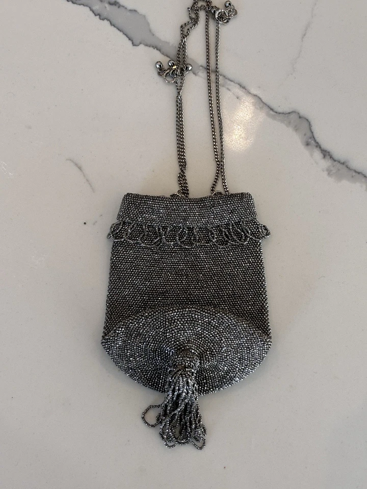 Cartera antigua Art Deco vintage con cuentas de acero tallado, impresionante estilo genuino raro Foto 3 de 4
